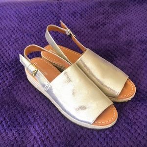 NATURALIZER Size 10 New Praline Gold Sandals